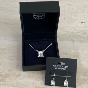 Swarovski Necklace & Earrings Simply Vera Wang Crystals Emerald Crystal Set New